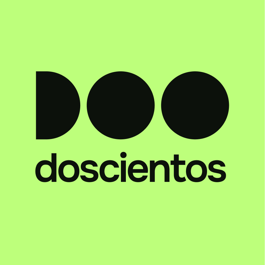 Logotipo de doscientos